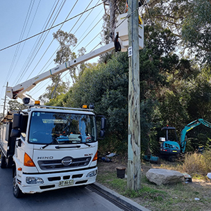 Power-Pole-Work