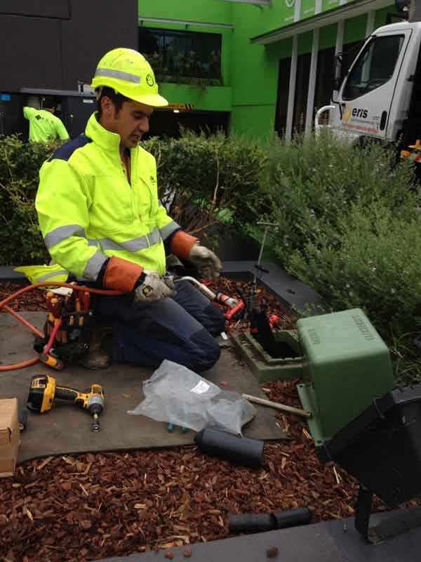 Connection of 200amp supply in ug pillar