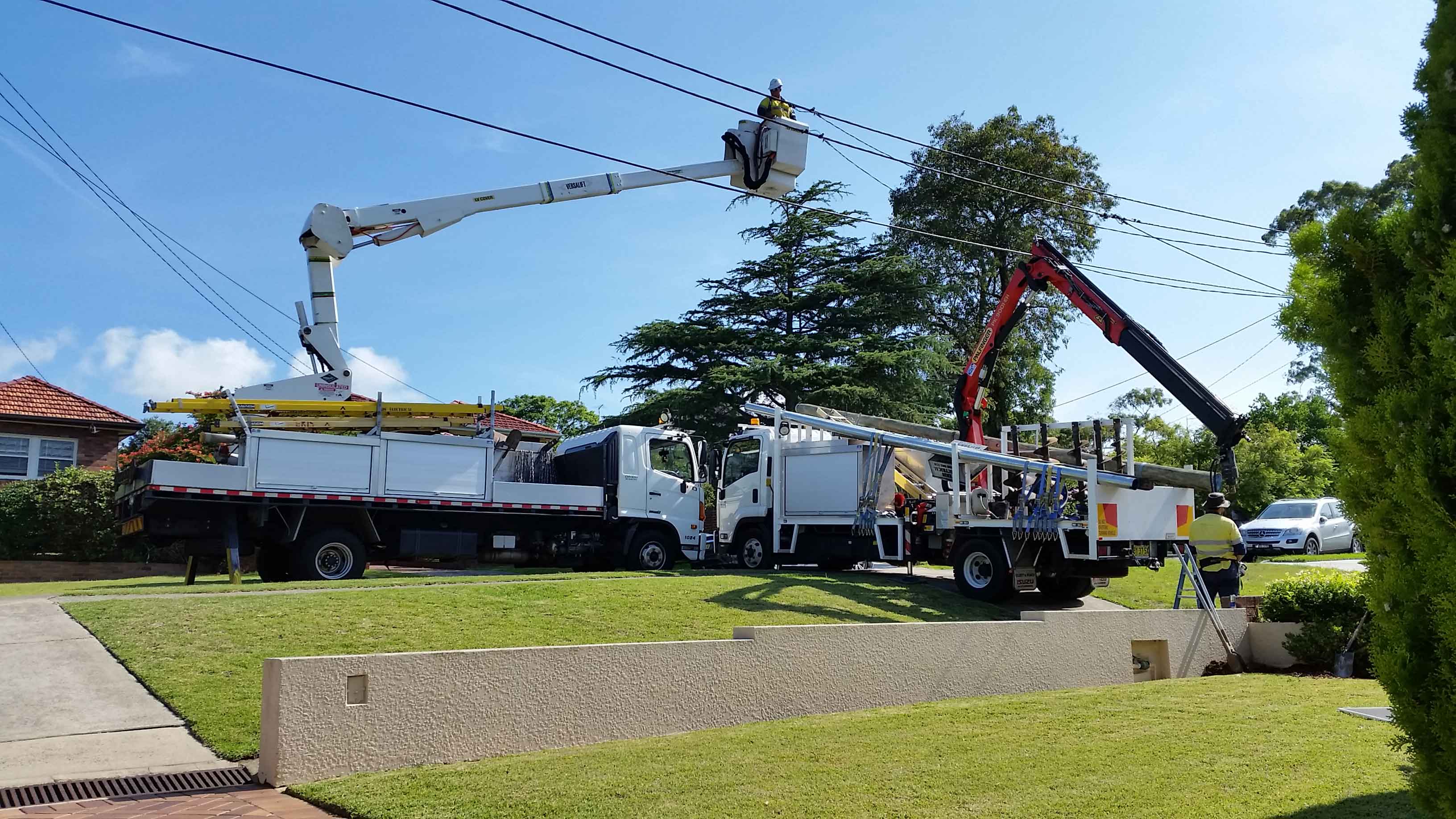 Level 2 service provider live line work